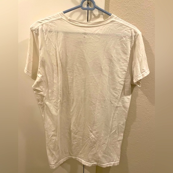 Disneyland Unique Logo - Disney Characters - Picture 2 of 3